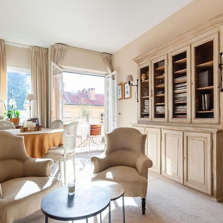 Nice Apartment In Menton With Balcony Terrace Eksteriør bilde