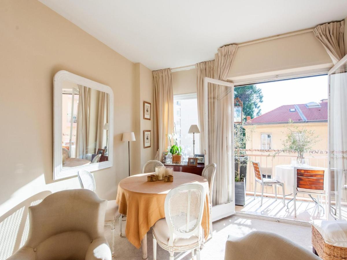 Nice Apartment In Menton With Balcony Terrace Eksteriør bilde