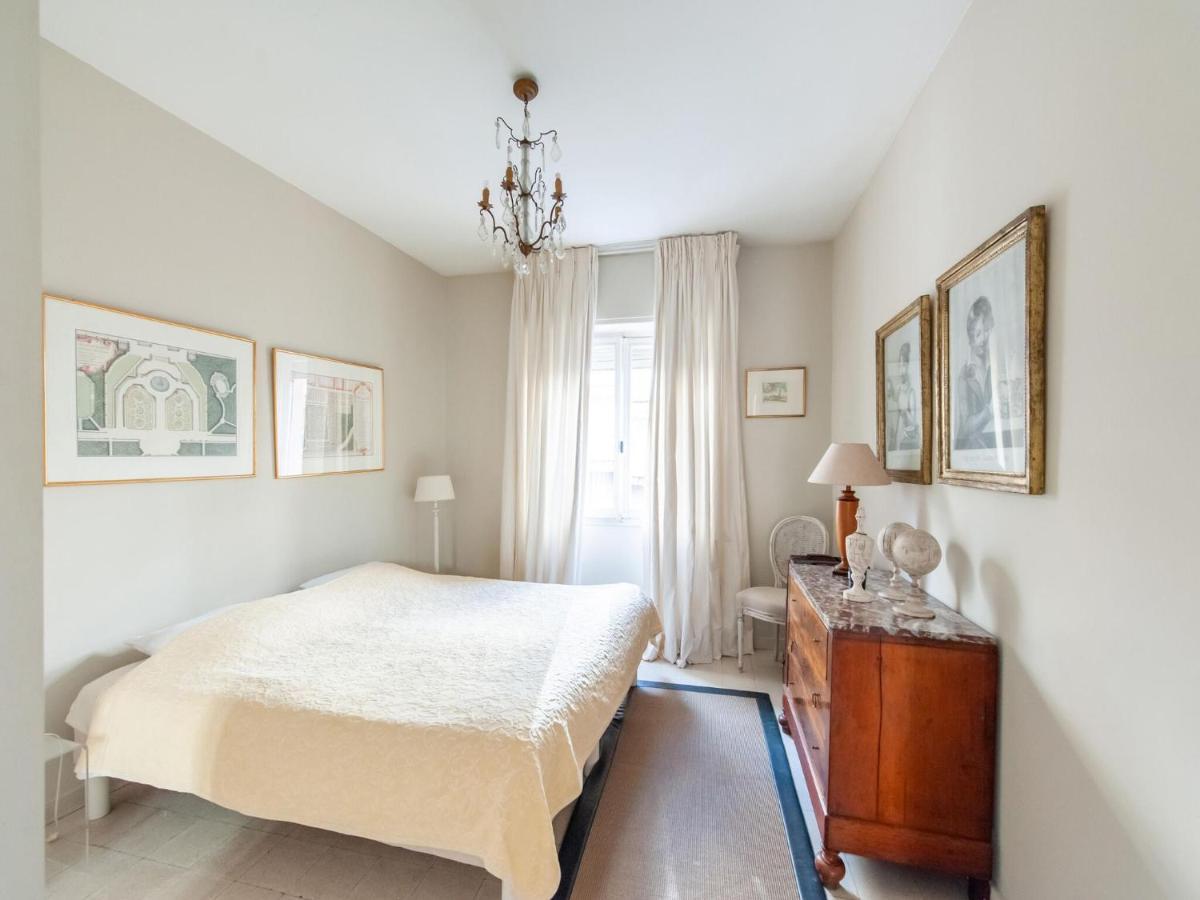 Nice Apartment In Menton With Balcony Terrace Eksteriør bilde