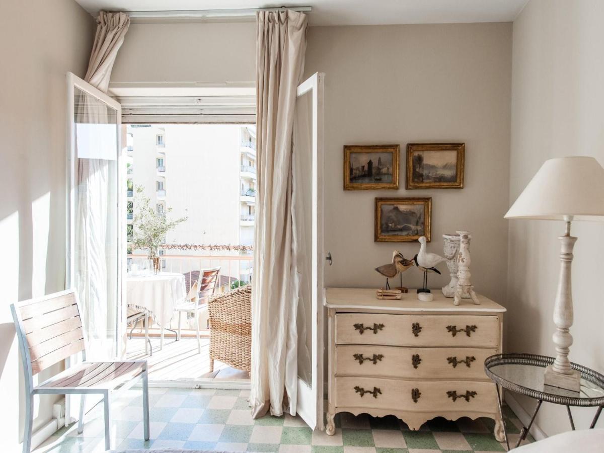 Nice Apartment In Menton With Balcony Terrace Eksteriør bilde
